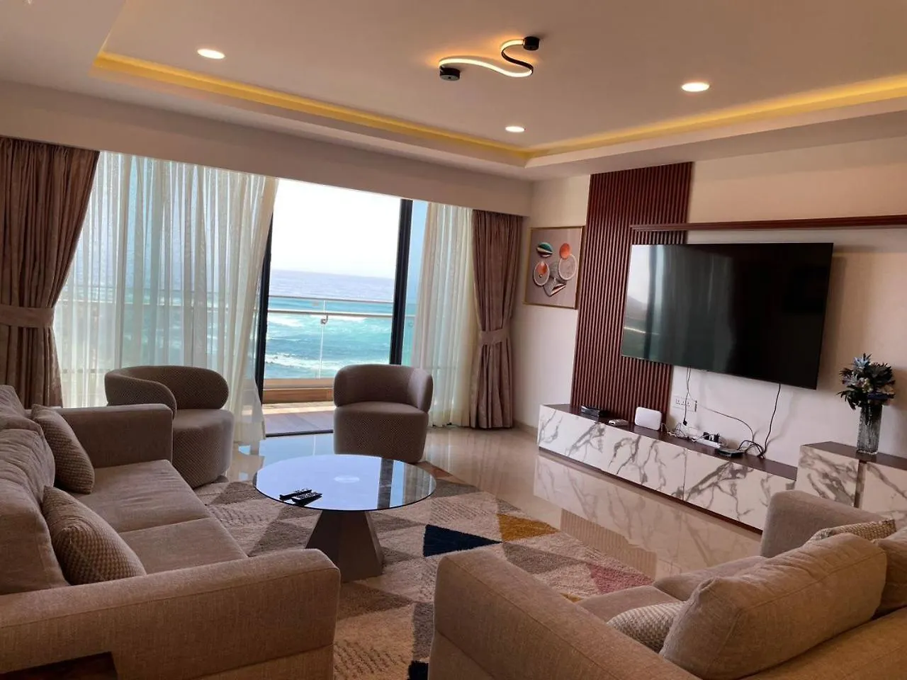 Aquanique Luxury Living Apartment Dakar